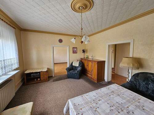 Blick von WZ 1 in den Flur und WZ 2.jpg - 