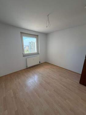 Schlafen - 3-Zimmer-Wohnung mit Balkon und Garage in Nürnberg - Langwasser
