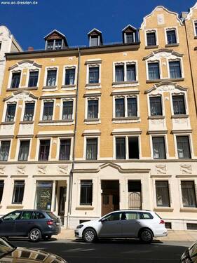 Bild 1 - Helle 3-Raum-Wohnung mit Balkon im kernsanierten Gründerzeithaus im Lutherviertel