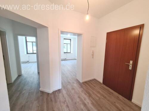 Bild 2 - 2 Zimmer Etagenwohnung zur Miete in Chemnitz