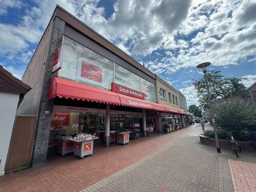 Ansicht Fußgängerzone - 6 Zimmer Gewerbeobjekt (Büro, Produktion, Verkauf) zum Kaufen in Uetersen