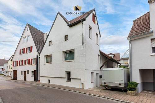 Außenansicht - 8 Zimmer Mehrfamilienhaus, Wohnhaus in Cleebronn