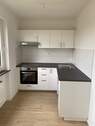 Küche - Helle 2 -Zimmer + 2 halbe Zimmer mit Balkon in Uni-Nähe
