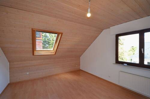 Zimmer 2 OG - 