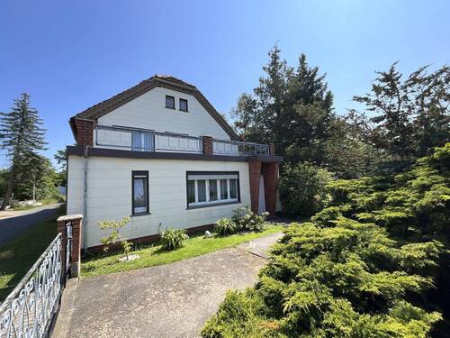 Straßenansicht - Ein Haus 2 Wohnungen - 110.850,00&nbsp;EUR Kaufpreis, ca.&nbsp; 184,00&nbsp;m&sup2;&nbsp;Wohnfl&auml;che