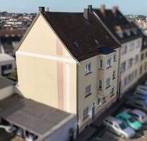 +++Stadtzentrum: Attraktives, gepflegtes 4-Familienhaus mit Südbalkonen, Südgarten und Ausbaureserve in bester Wohnlage+++ - Pirmasens Innenstadt