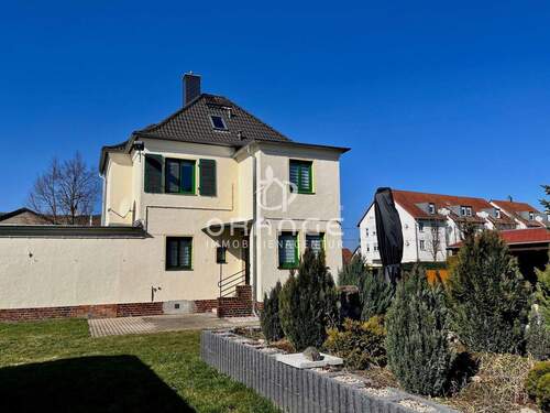 Hausansicht Garten - 