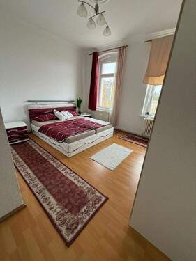 Bild 1 - 4 Zi. Wohnung mit Balkon und Badewanne