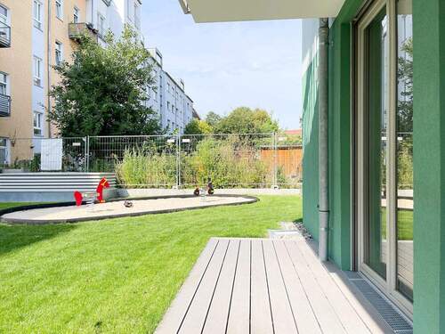 Terrasse - 3 Zimmer Etagenwohnung zum Kaufen in Berlin