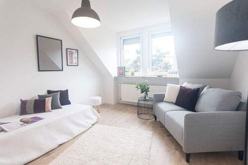 Bild 1 - Frisch modernisierte 3-Zimmer-Wohnung in Marburg-Marbach. Provisionsfrei. Sofort bezugsbereit.