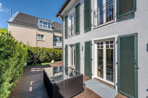 Terrasse - 5 Zimmer Doppelhaushälfte zum Kaufen in München