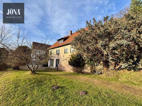 Grundstück mit Obstbaumbestand - 