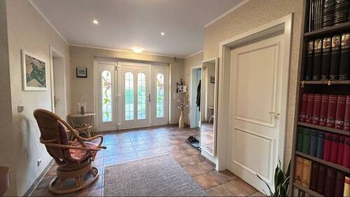 Großzügige Diele - 