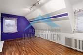 Zimmer 1 Dachgeschoss - 