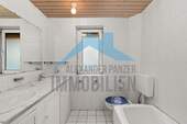 Badezimmer Erdgeschoss - 