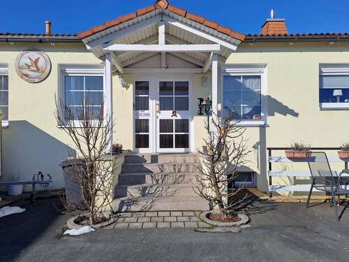 Eingang - 5 Zimmer Bungalow zum Kaufen in Selbitz