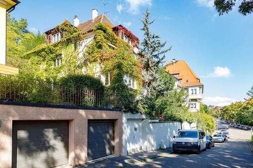 Hausansicht - 1 Zimmer Mehrfamilienhaus, Wohnhaus in Stuttgart