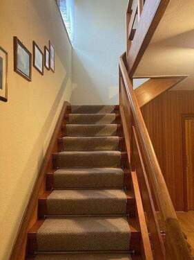 Treppe zum Obergeschoss - 