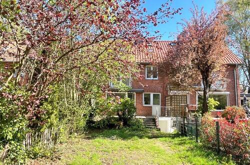 Bild 2 - 5 Zimmer Reihenmittelhaus zur Miete in Hamburg