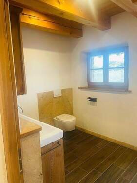 Badezimmer 1.jpg - 