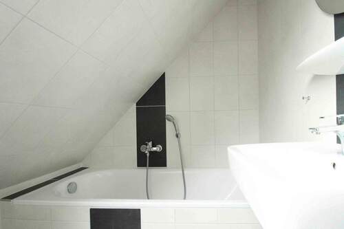 Badezimmer DG I - 
