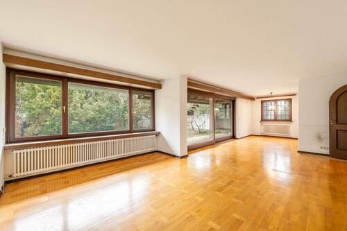 Wohnbereich - 5 Zimmer Doppelhaushälfte zum Kaufen in Neuried