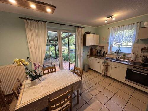 Küche mit Essplatz - 