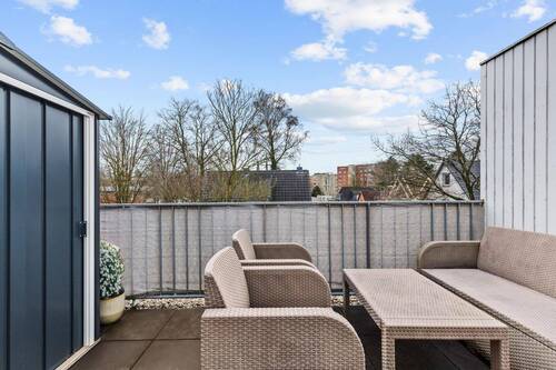 .... mit Ausgang auf die tolle Dachterrasse - 