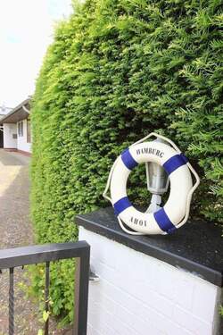 hier wartet ein XXL Anwesen - 8 Zimmer Mehrfamilienhaus, Wohnhaus in Rellingen