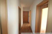 Flur - 3 Zimmer Etagenwohnung zur Miete in Langenweißbach