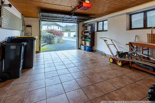 Garage 1 - 
