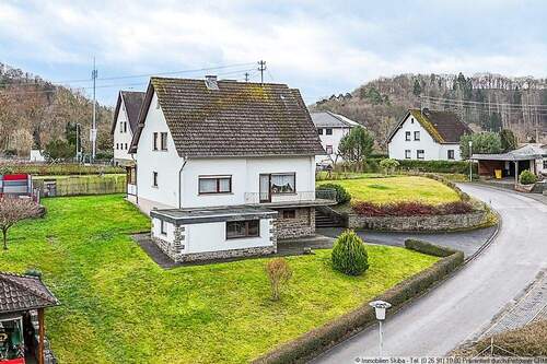 in erhöhter Lage von Müsch - Einfamilienhaus mit 145,00 m&sup2; in Müsch zum Kaufen
