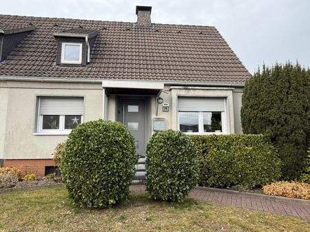 Zugang Objekt - 6 Zimmer Doppelhaushälfte in Iserlohn