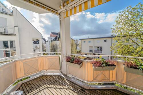 Balkon - 3 Zimmer Etagenwohnung zum Kaufen in Wiesbaden
