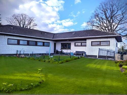 Rückwärtige Ansicht - Einfamilienhaus mit 157,00 m&sup2; in Beverstedt zum Kaufen