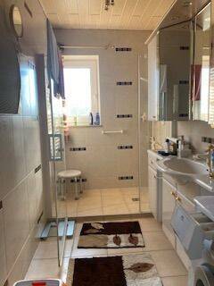 Badezimmer B1.jpg - 