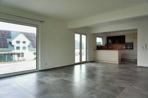 Wohn.- Ess.- Küchenbereich - 5 Zimmer Einfamilienhaus zum Kaufen in Michelau