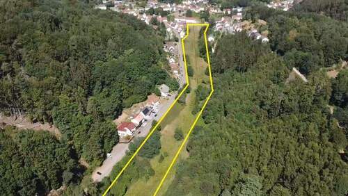 Bild 1 - +++ Für Naturliebhaber und Bauherren: 23432 m² fast ebenes und sonniges Grundstück mit Bachlauf +++