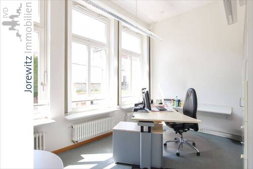 013 - Büro EG - 
