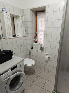 Bad, WHG EG - Mehrfamilienhaus, Wohnhaus mit 230,00 m² in Zell i.W. / Atzenbach zum Kaufen