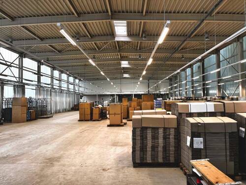 5 Lagerhalle - 