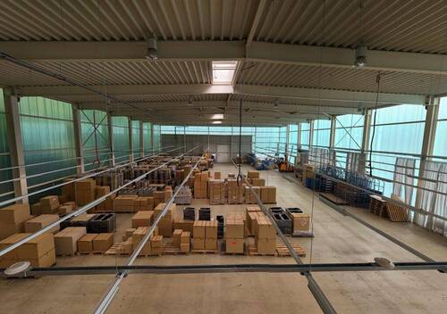 6 Lagerhalle - 