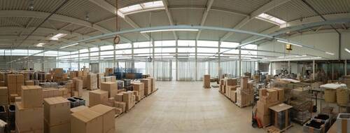 9 Lagerhalle - 