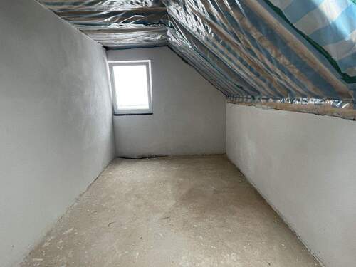 Gäste oder Büro - Doppelhaushälfte mit 200,00 m&sup2; in Aichen zum Kaufen