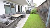 ...mit Zugang zur Terrasse mit kleinem Garten - 