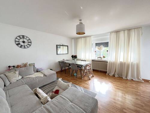 Wohnzimmer - 3 Zimmer Etagenwohnung zum Kaufen in Osnabrück