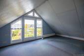 Zimmer mit offener Galerie - 