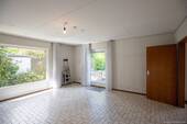 Wohnzimmer - 5 Zimmer Einfamilienhaus in Pinneberg