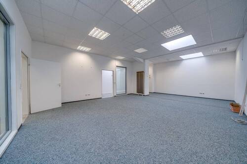 Besprechungsraum groß - Büro mit 760,00 m&sup2; in Würzburg zur Miete