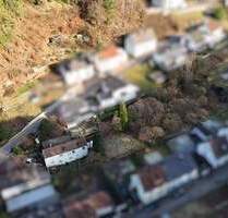 +++Großzügiges Baugelände mit positivem Bauvorbescheid für 3 Doppelhäuser und bestehendem Zweifamilienhaus in ruhiger Lage +++ - Pirmasens Erlenbrunn